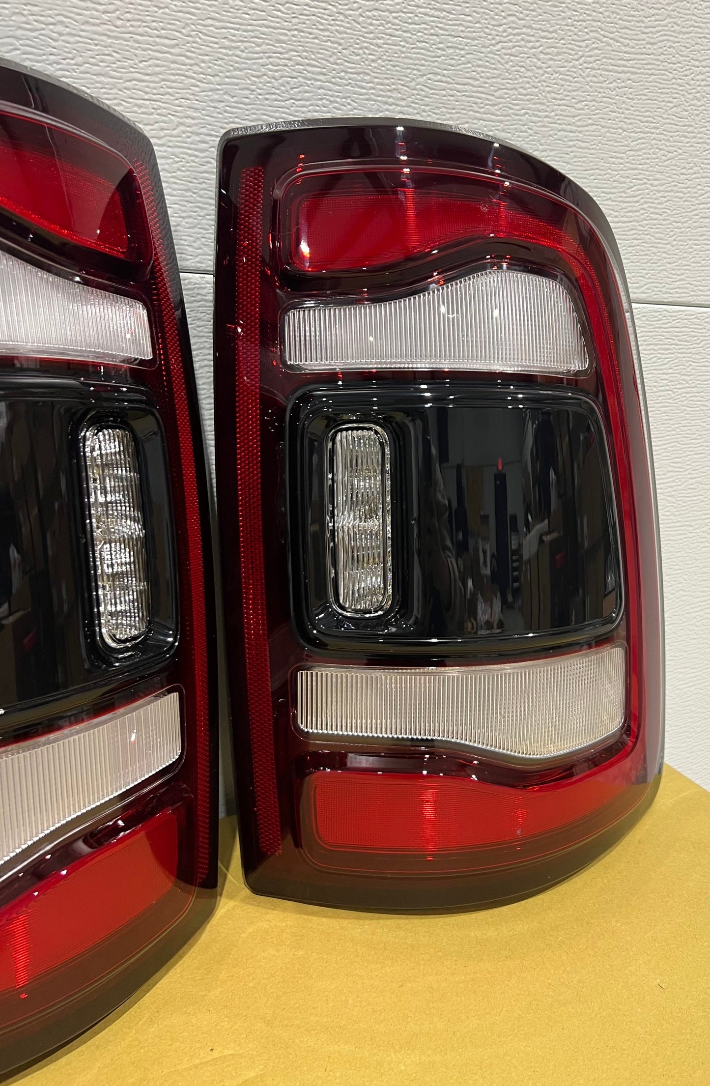2019-2024 Ram 2500/3500 LED Tail Lights (Black/Red)