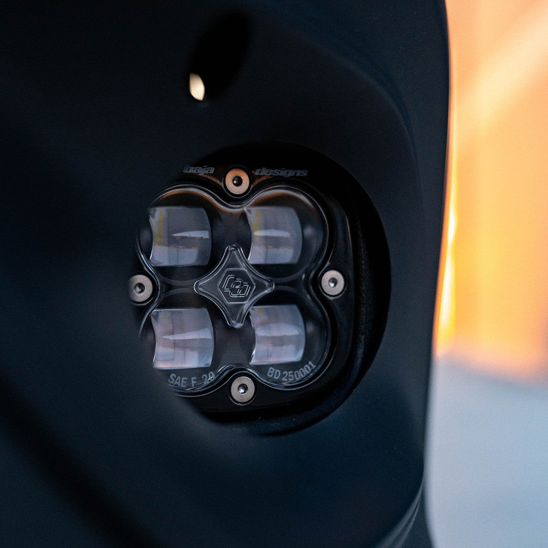 Mercedes Squadron SAE Fog Pocket Light Kit Mercedes-Benz 2019-2022 Sprinter 1500/2500/3500 SAE Fog Amber