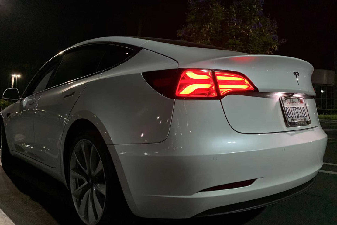 TESLA MODEL 3 / MODEL Y: ALPHAREX PRO LED TAIL LIGHTS