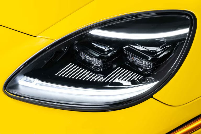 CHEVROLET CORVETTE C6 (2005-2013): MORIMOTO XB EVO HYBRID LED HEADLIGHTS