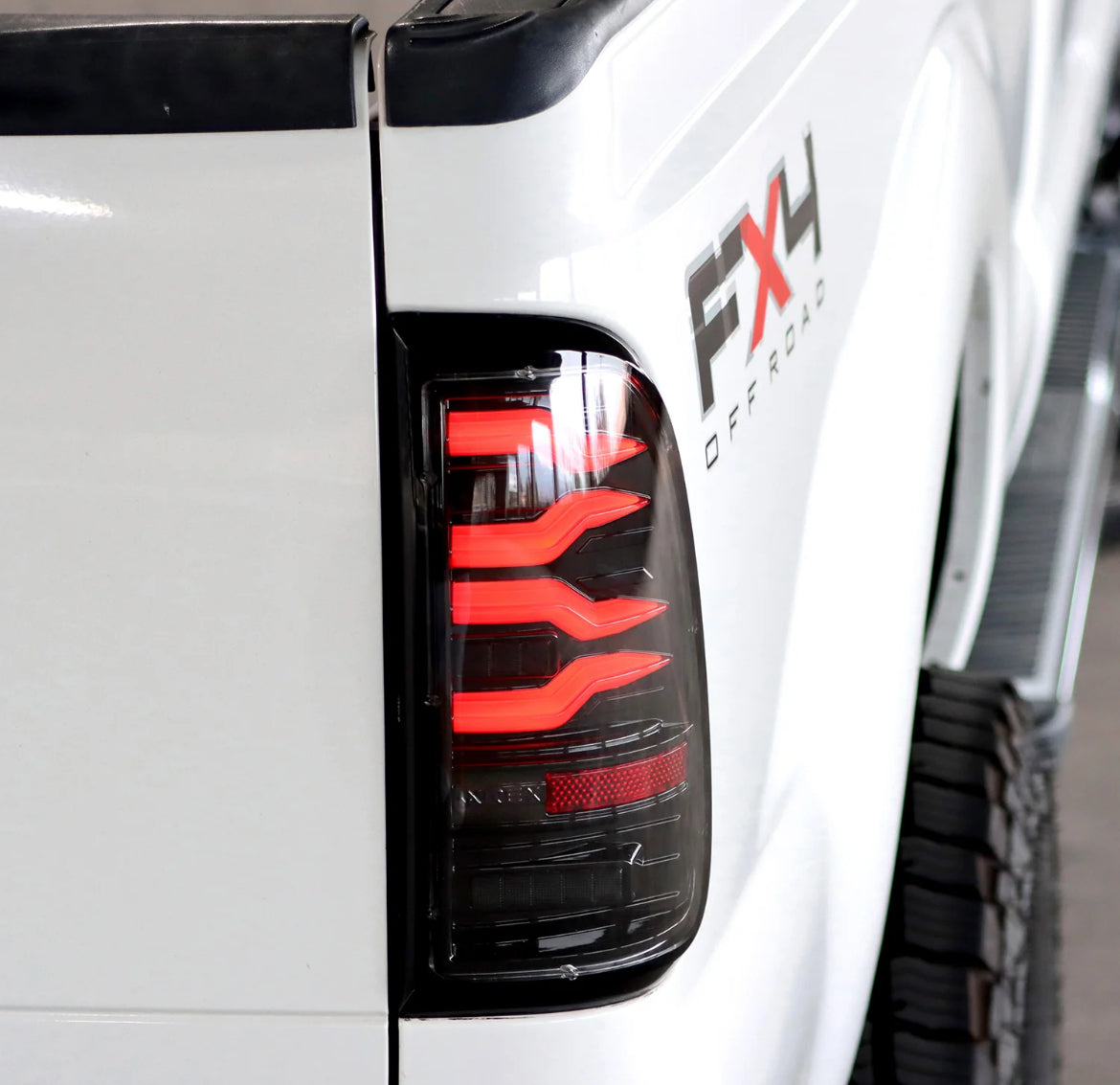 FORD F250/F350 SUPERDUTY (1999-2016): ALPHAREX LUXX LED TAIL LIGHTS