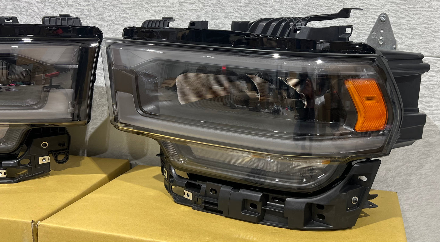 2019-2024 Ram 2500/3500 LED Reflector HeadLights (Black)