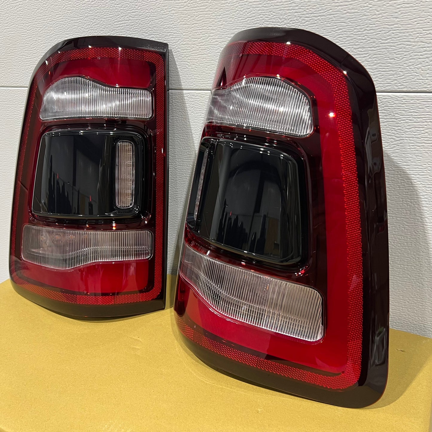 2019-2024 Ram 1500 LED Tail Lights (Black/Red)