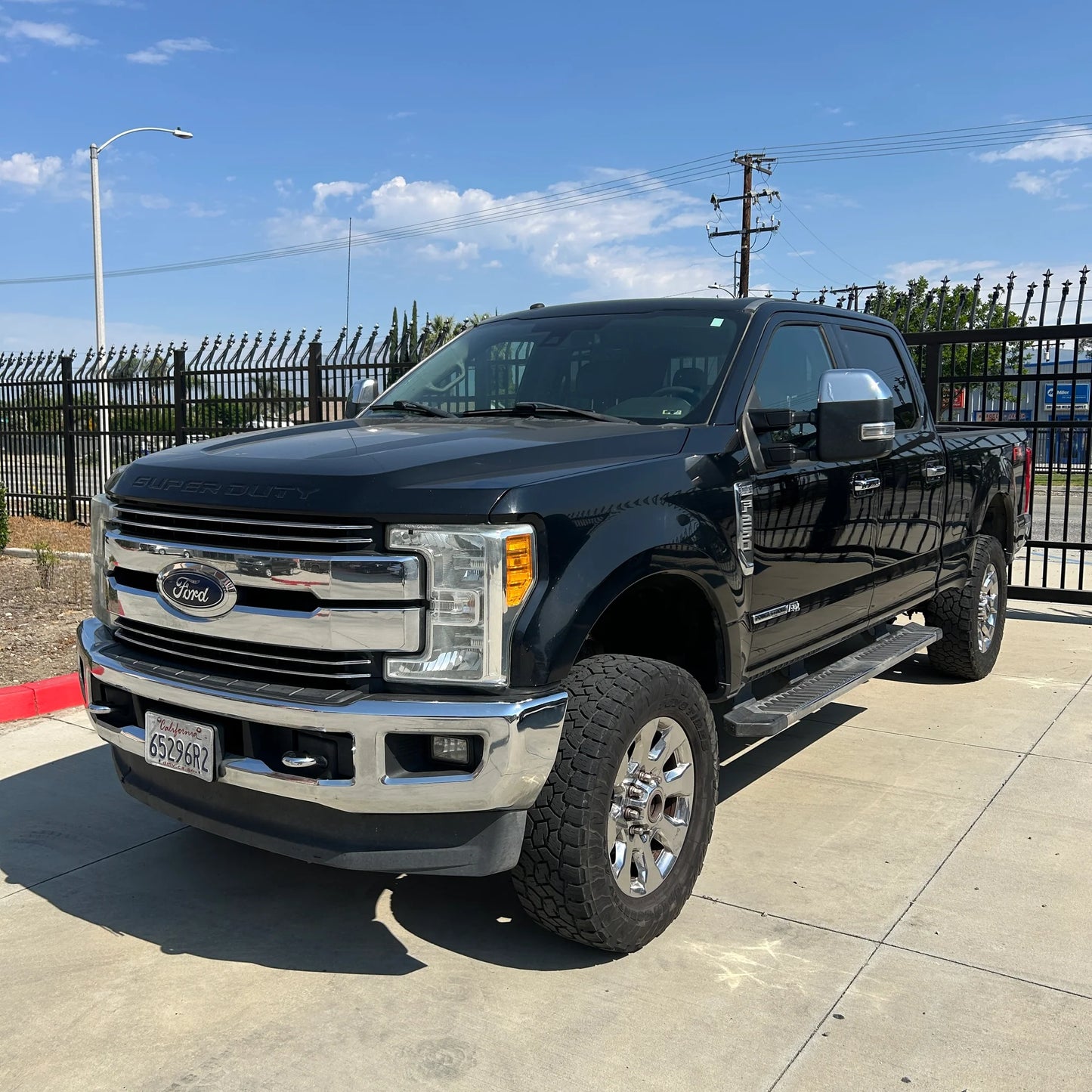 OUO 2.5” Standard Leveling Kit 2017-2022 Ford F250/F350