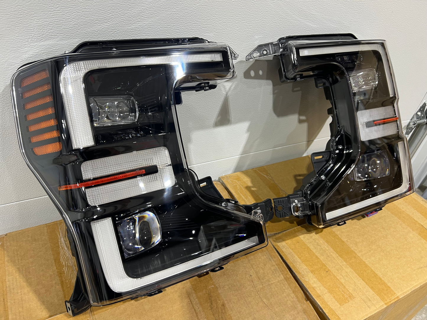 2020-2022 Ford Super Duty F250/F350/F450 LED HeadLights (Black)