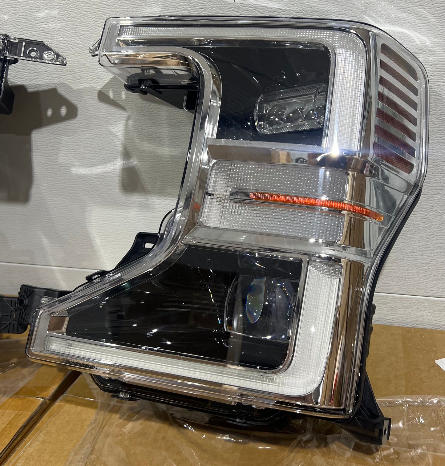 2020-2022 Ford Super Duty F250/F350/F450 LED HeadLights (Chrome/Black)