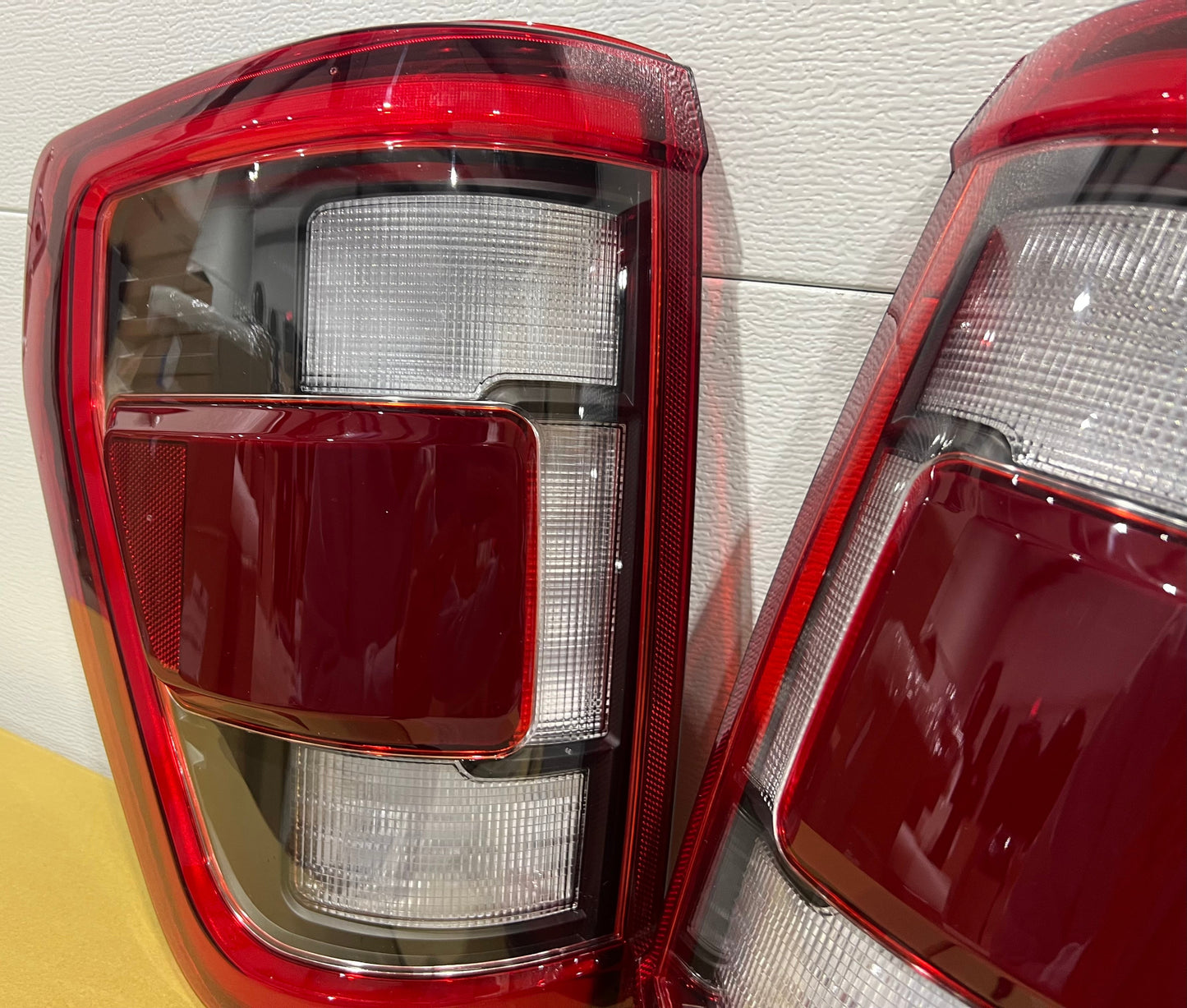 2021-2023 Ford F150 LED Tail Lights (Black/Red)