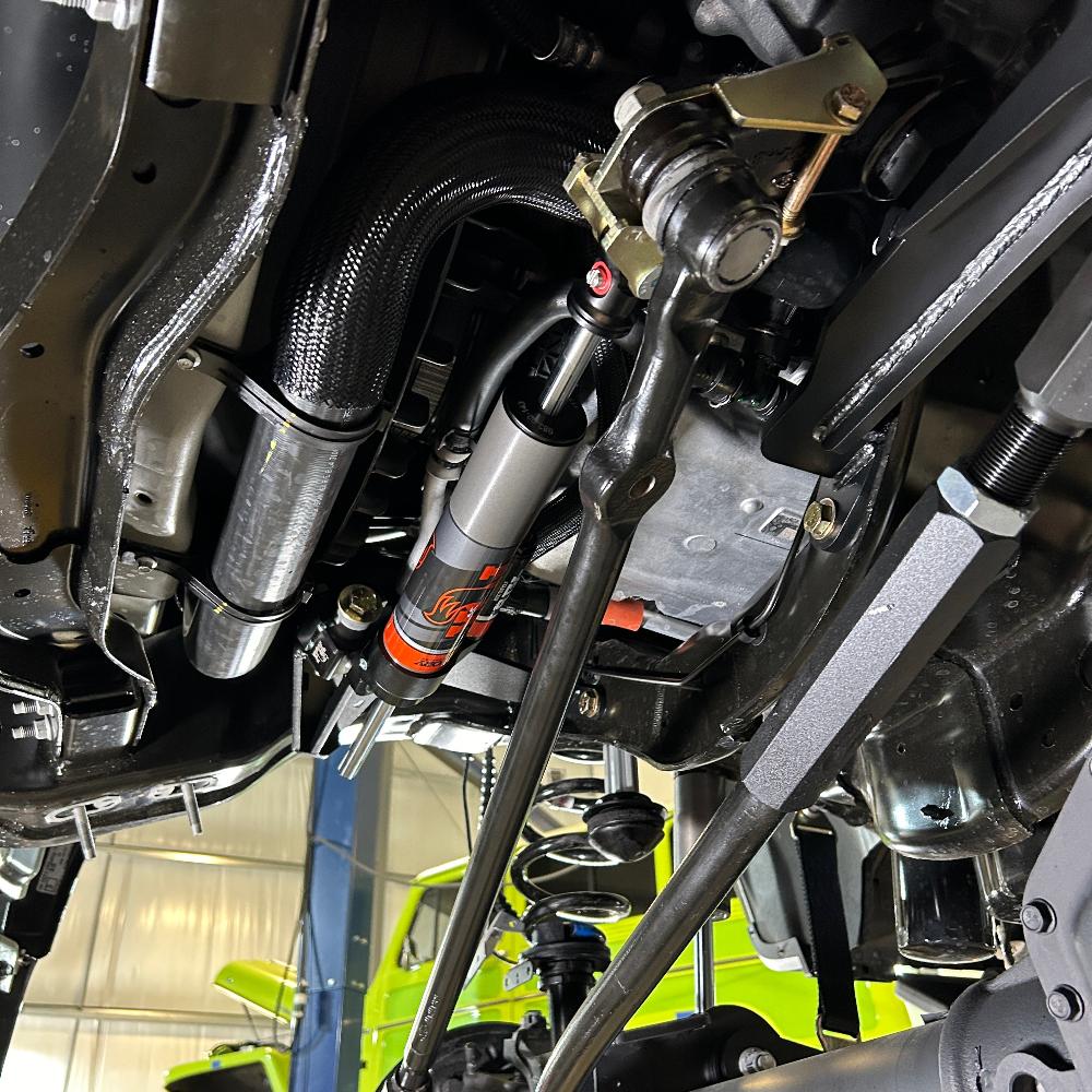 OUO 2.5” Fully Loaded Leveling Kit 2023+ Ford F250/F350