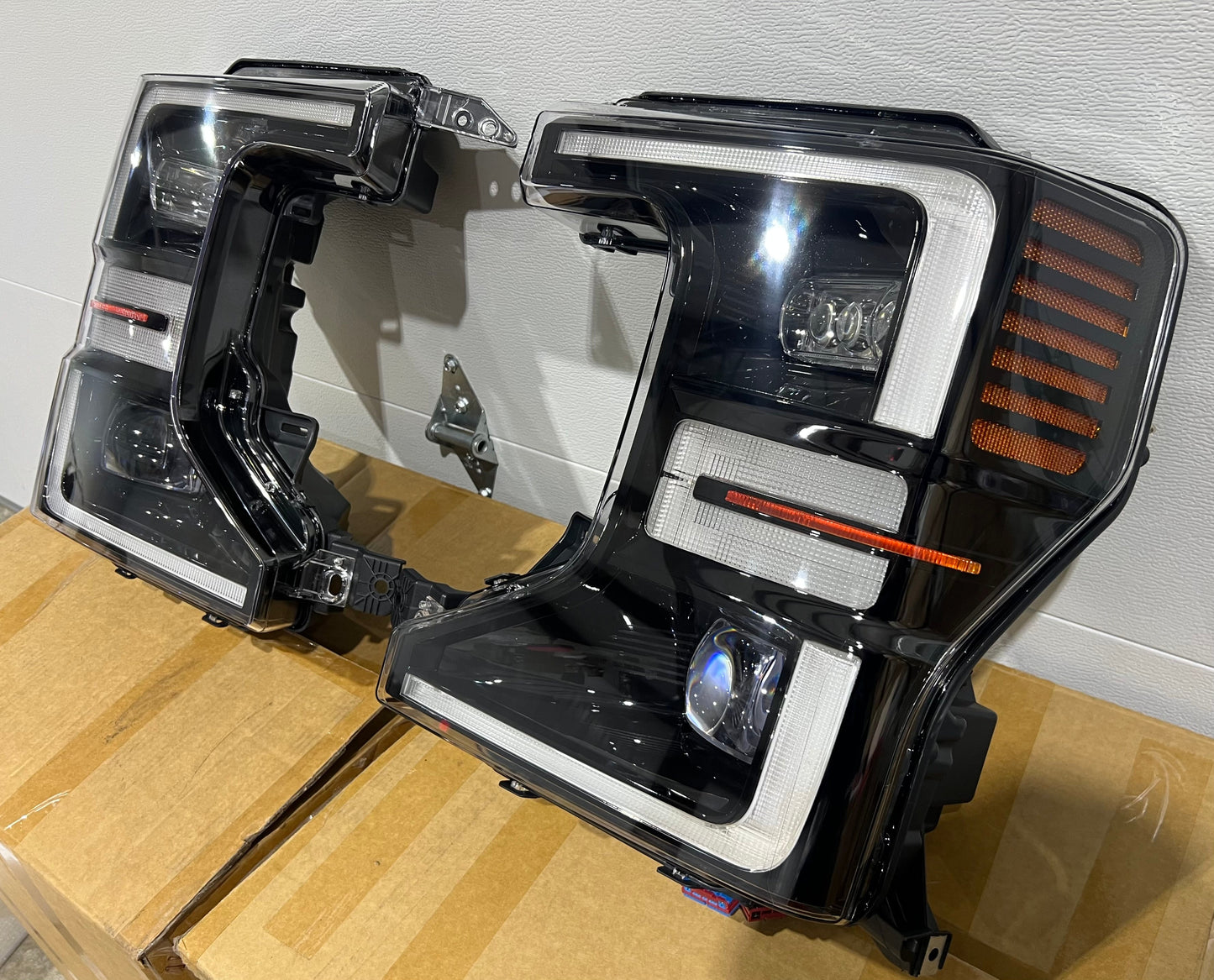 2020-2022 Ford Super Duty F250/F350/F450 LED HeadLights (Black)