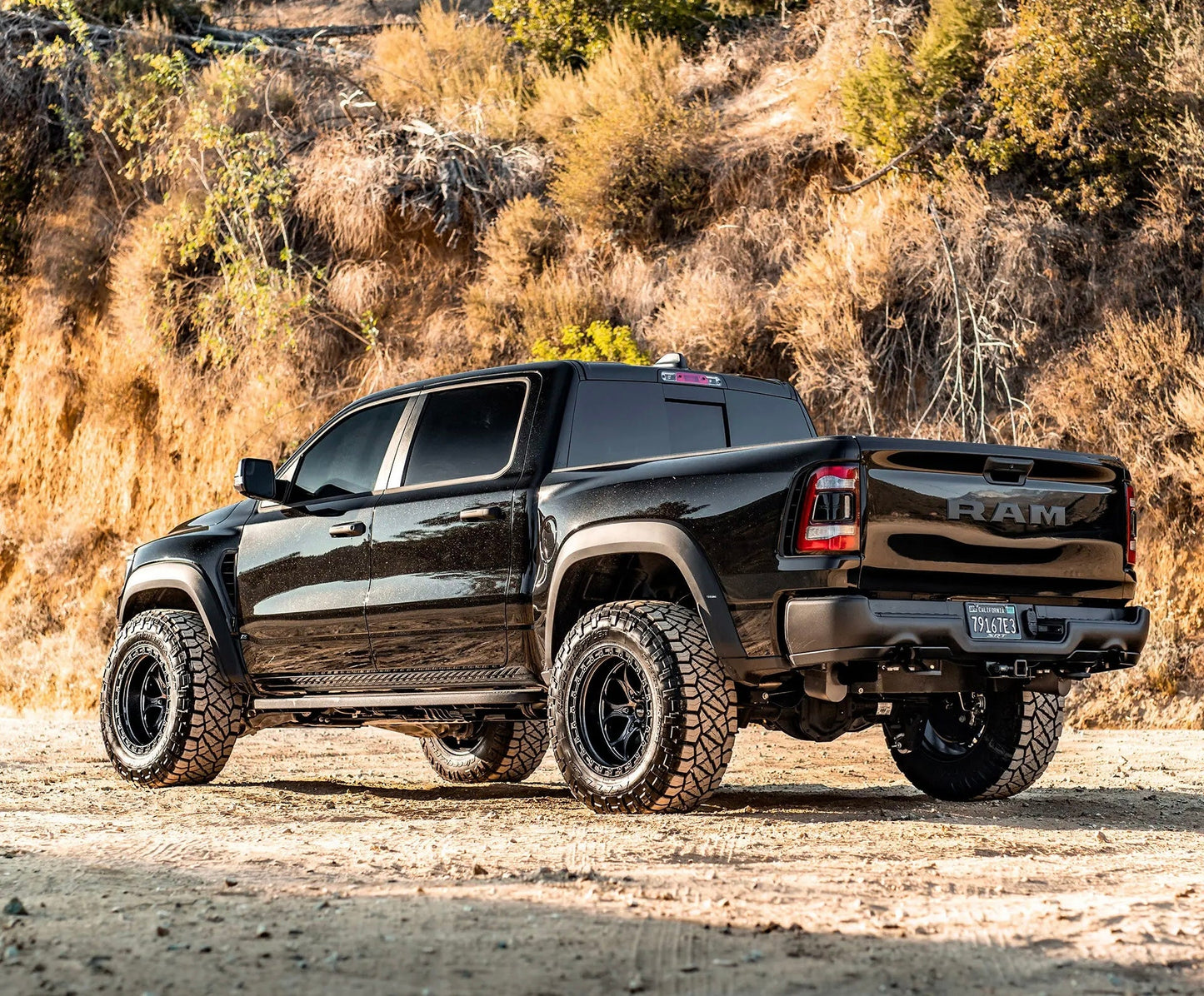 2019-2024 Ram 1500 LED Tail Lights (Black/Red)