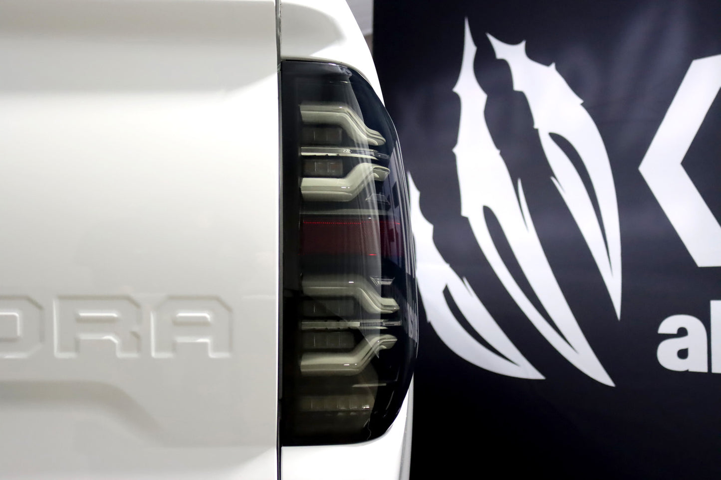 2014-2021 Toyota Tundra ALPHAREX LUXX-Series LED Tail Lights