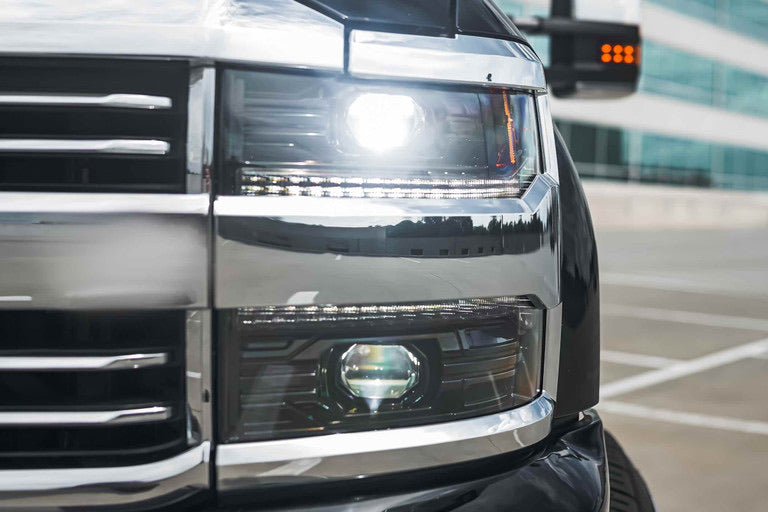 CHEVROLET SILVERADO HD 2500/3500 (2015-2019): MORIMOTO XB LED HEADLIGHTS